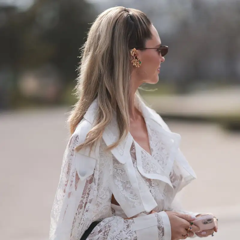 Baby Balayage: i colpi di sole sottili sfumati che stanno bene a tutte (e non richiedono ritocchi)