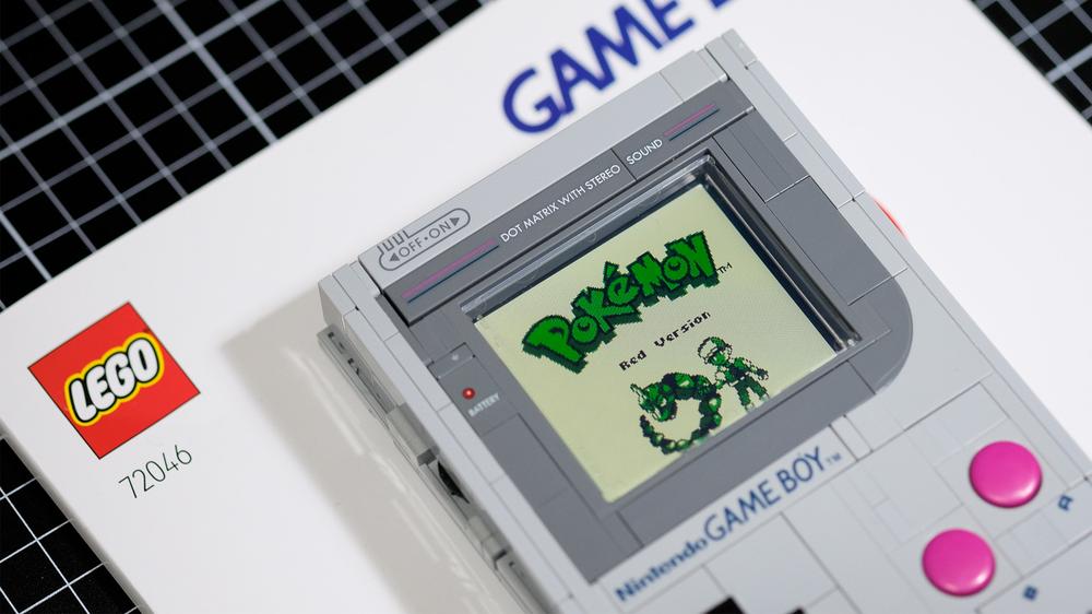 Modder turns Lego Game Boy into real working handheld