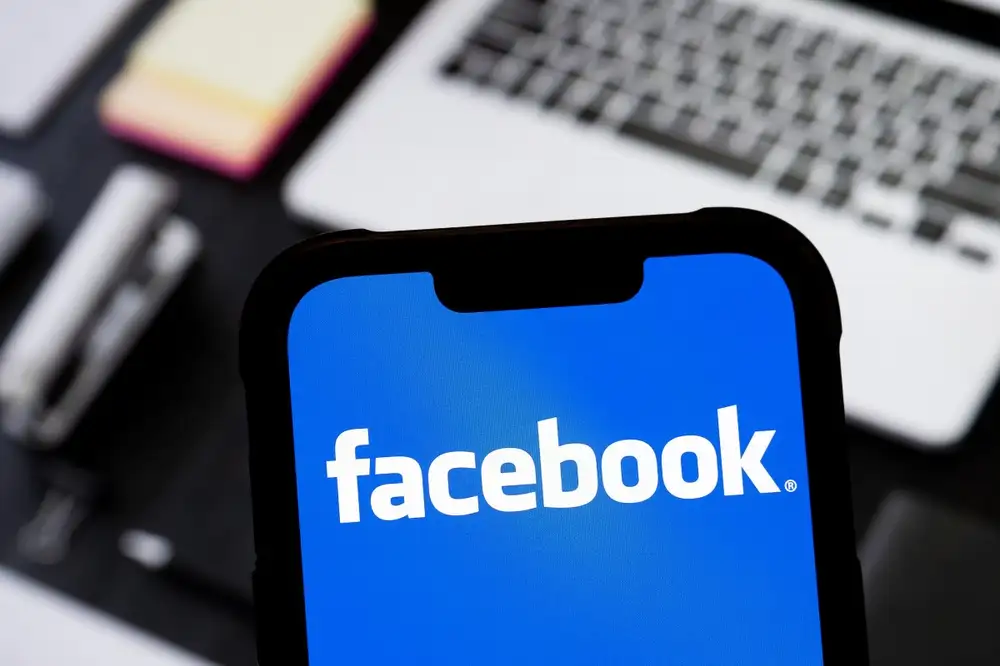 Facebook announces that all videos on its platform will soon be shared as reels