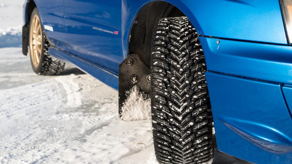 Zero grip, maximum fun: A practical guide to getting into amateur ice racing