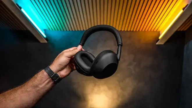 Recensione Sony WH1000XM6, qualità altissima e ANC da primato!