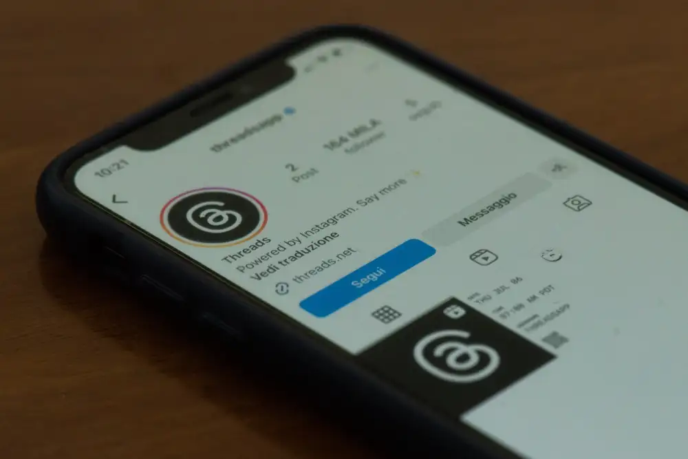Threads now lets creators add up to 5 links to profiles, track clicks