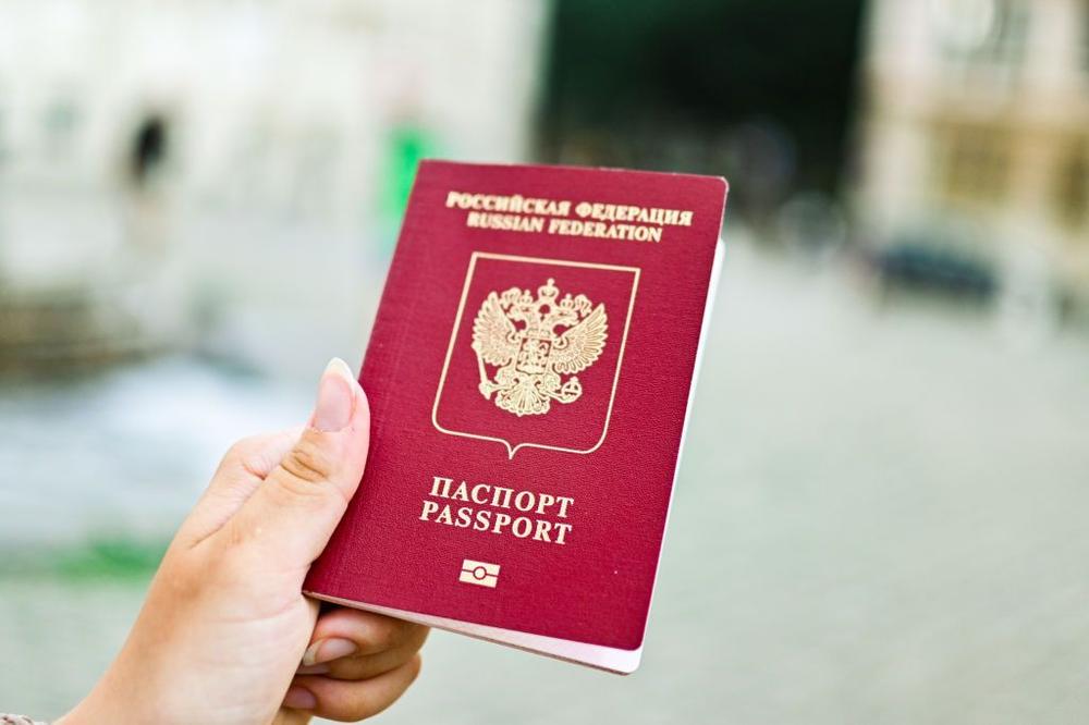 'They are instruments of terror' — Parents in occupied Kherson Oblast who refuse Russian passports threatened with losing parental rights