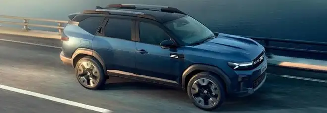 Dacia Bigster ibrida a GPL, ordini al via. Ecco i prezzi: da 24.800 euro