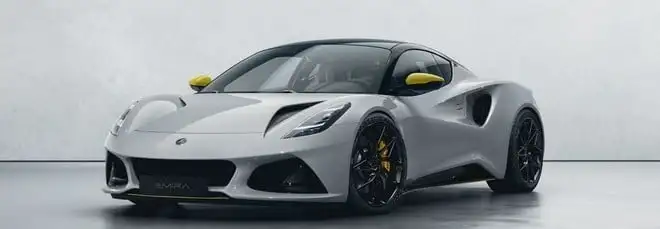 Novità Lotus Emira: adesso c'è anche la Turbo da 360 CV