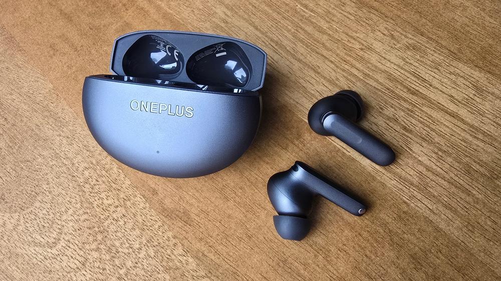 OnePlus Buds 4 Review – Rich Mid-Range Sound, With A Few Caveats