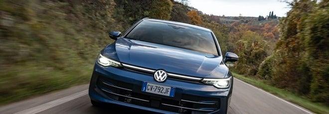 Volkswagen Golf, nel 2026 arriva il nuovo Full Hybrid