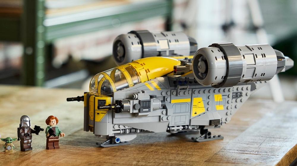 LEGO’s New Star Wars Razor Crest Set Is Up for Preorder