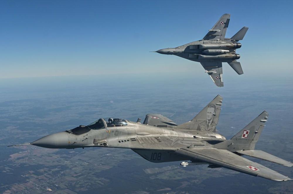 Poland approves transfer of 9 fighter jets to Ukraine