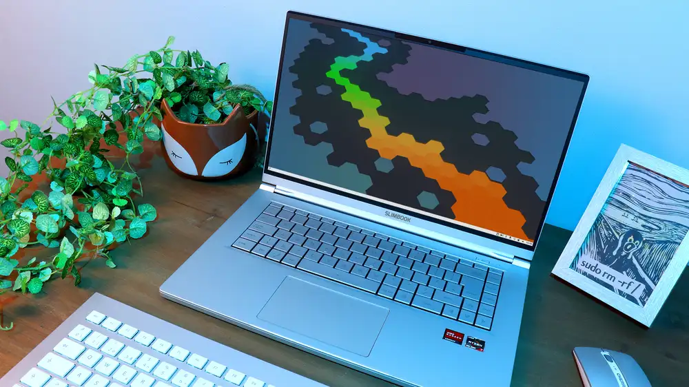 KDE Slimbook rilascia nuovi portatili GNU/Linux con AMD Ryzen