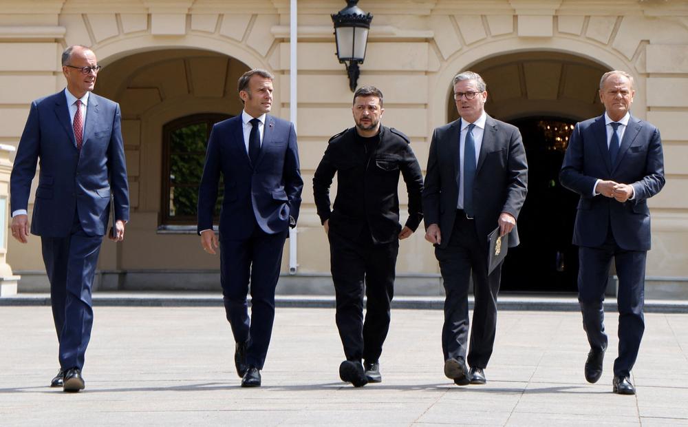 Ukraine, Europe reject Putin's ceasefire proposal, present counterproposal to US ahead of Trump-Putin meeting, WSJ reports