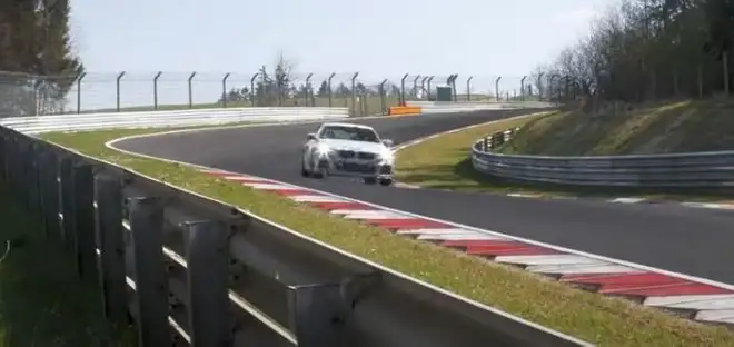 BMW M2 CS: il nuovo video spia in vista del debutto ufficiale