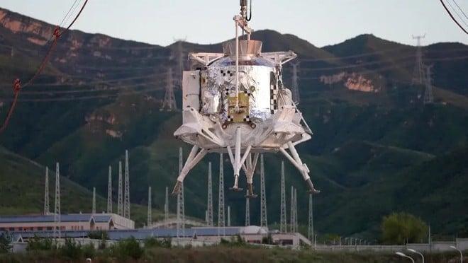 La Cina accelera: nel mirino l'allunaggio entro il 2030