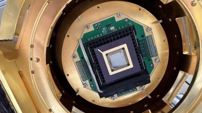 Basta un velo d'oro: risolto l'incubo dei computer quantistici?