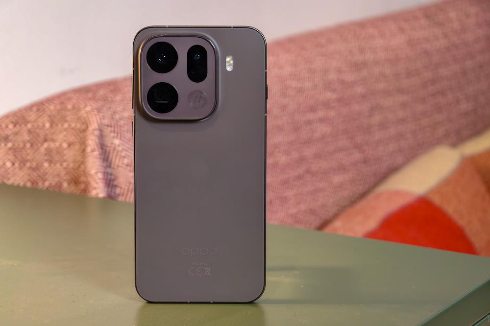 Oppo Find X9 Pro combines 200MP telephoto with 7,500mAh battery