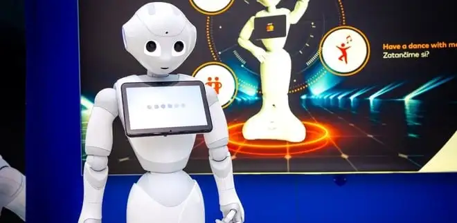 Robot Pepper acquista la parola grazie a ChatGPT