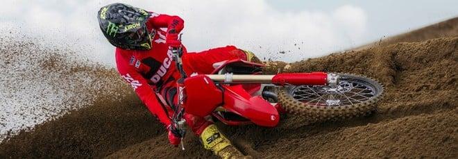Desmo450 MX, la moto da cross di Ducati sbarca nelle concessionarie