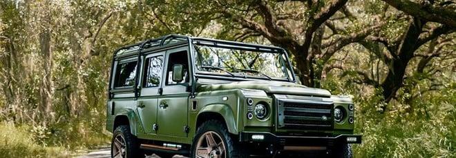 Questo Land Rover Defender ha un V8 di derivazione GM da 700 CV