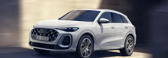 Audi Q5 e-hybrid, ecco la Plug-in da 100 km in elettrico. Prezzi da 69.150 euro
