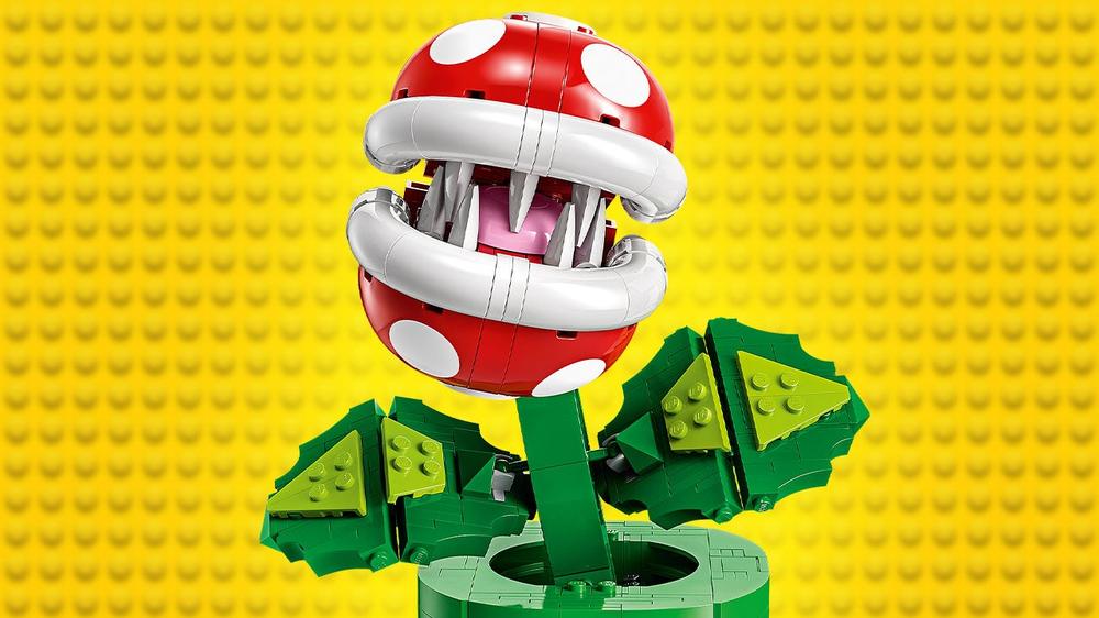 The Charming LEGO Super Mario Piranha Plant Drops to $35.99 After a Rare 40% Discount
