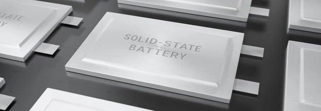 Batterie allo stato solido, le case automobilistiche cinesi accelerano i tempi