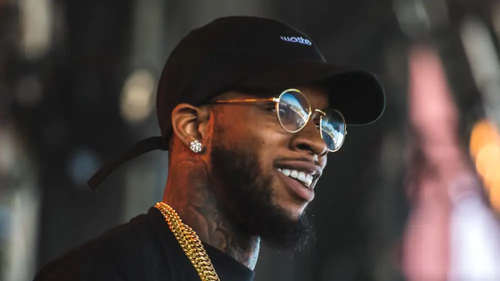 Tory Lanez stabbed 14 times in prison but miraculously survives