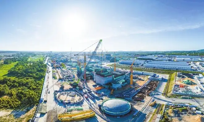 In Cina il primo mini reattore nucleare commerciale: energia per 1 milione di persone
