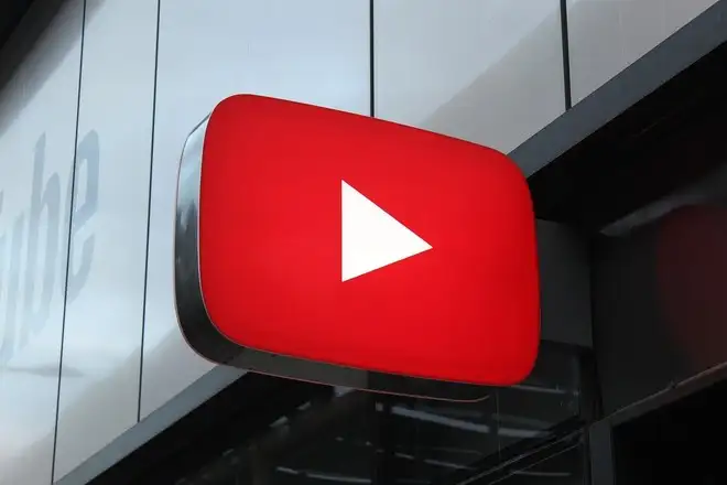 YouTube cambia politica: moderazione dei video più permissiva da quando c'è Trump