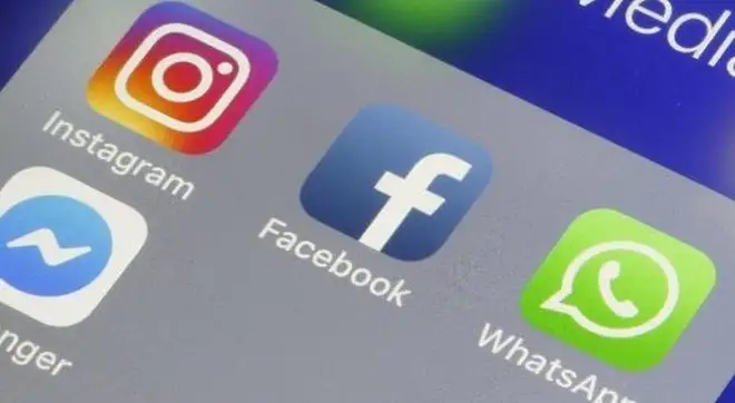 Panico su Facebook, gruppi cancellati in massa | Centra l'AI?