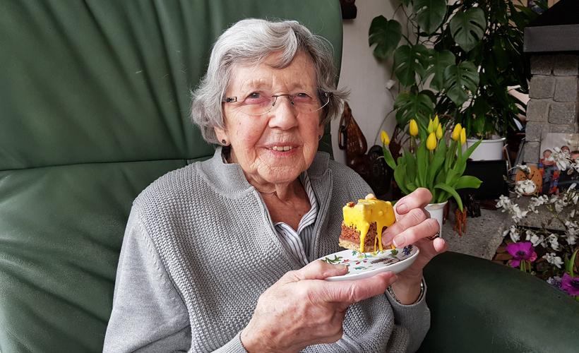 Aw! Grandma Has No Idea How Much Her Clothes Are Worth on Depop