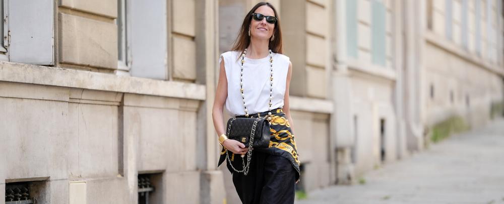 Scarf belting: il foulard che si fa cintura è il segreto per elevare qualsiasi look