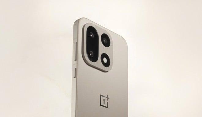 OnePlus 15 arriverà molto prima del previsto: la presunta data di lancio globale