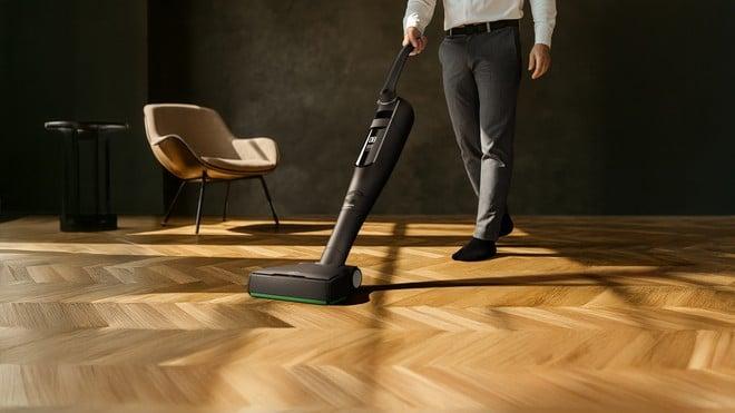 Folletto VK7s in edizione limitata Pure Black, pulizia super e massima eleganza