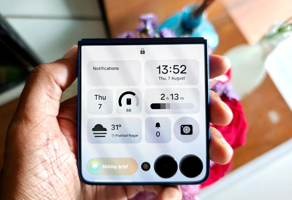 Samsung Galaxy Z Flip 7 Review