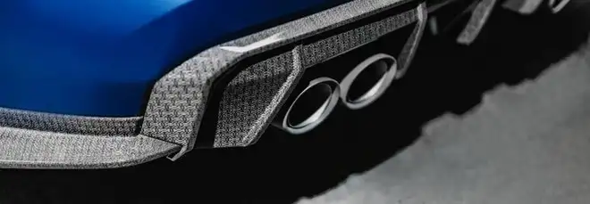 BMW: fibre naturali per i modelli M. La M4 GT4 inaugura una nuova era