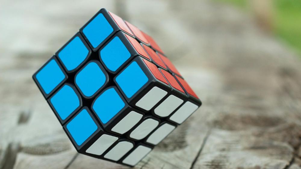 11-year-old boy beats 7-year-old to win 2025 Rubik’s Cube World Championship