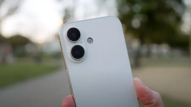 Sembra proprio che iPhone 17 avrà lo schermo più grande del predecessore