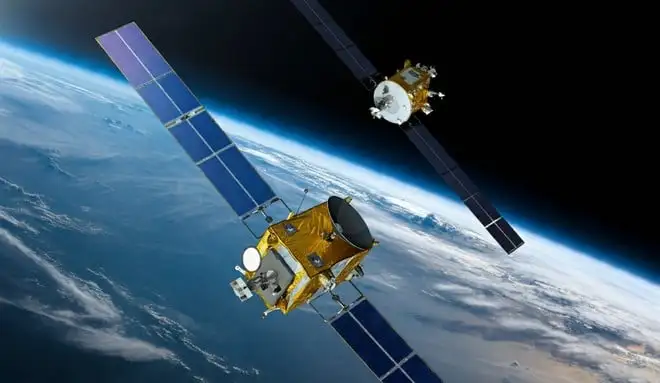 Manovra cinese in orbita: test di rifornimento satellitare sorvegliato dagli USA