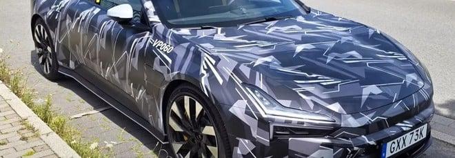 Che ci fa la nuova Polestar 5 all'allenamento del Borussia Dourtmund?