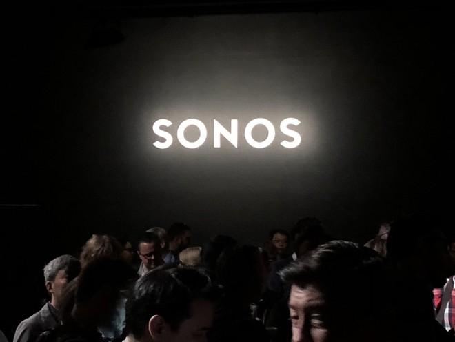Sonos, l'assistente vocale si dà alla smart home: in arrivo supporto a Philips Hue
