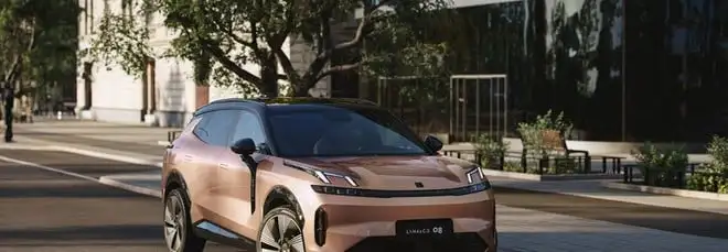 Al via le vendite online in Italia per la nuova Lynk & Co 08