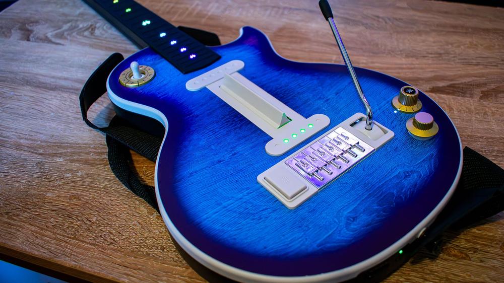 CRKD Gibson Les Paul Guitar Controllers Review: A New Generation Of Rhythm Controllers