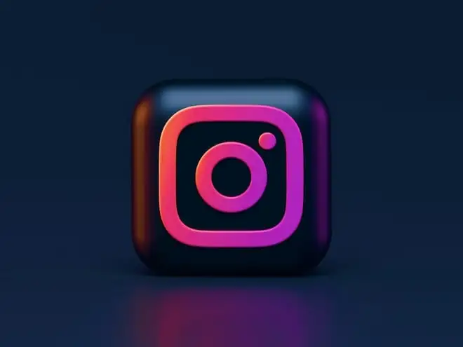 Novità su Instagram: arrivano Reel di Prova e la funzione AI Restyle