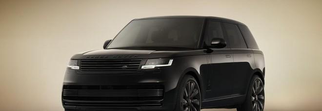 Nuova Range Rover SV Black: al Goodwood Festival of Speed si amplia la gamma