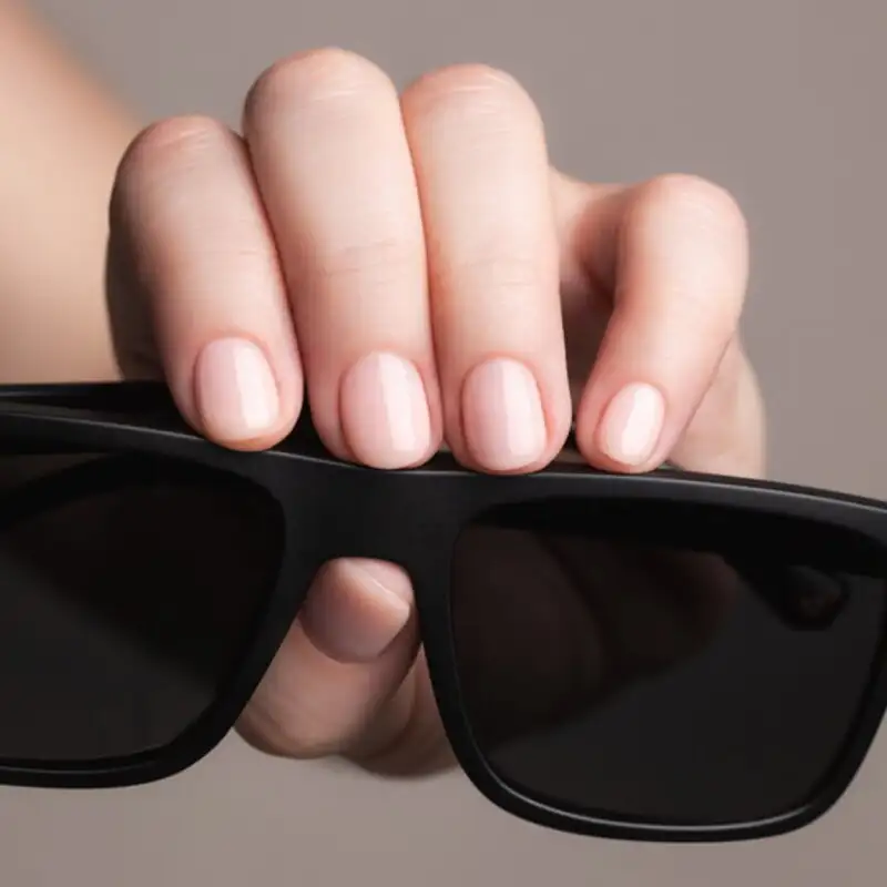 Montecito Manicure: la tendenza unghie che fa Sembrare tutte sofisticate (anche quando l'outfit non è dei migliori)