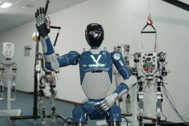 Vietnam, i robot umanoidi di VinMotion danzano per la prima volta