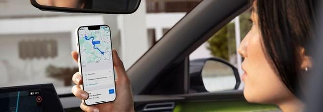 Le auto elettriche di Peugeot sono ora più connesse