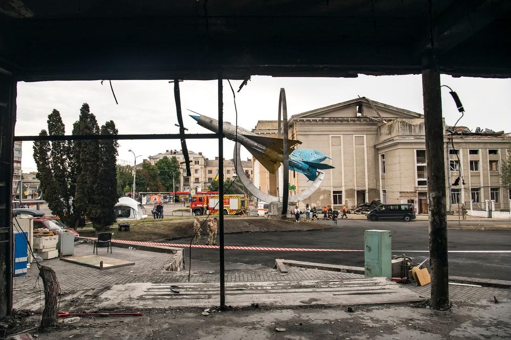 Protesters demand release of draftees in Vinnytsia, break into detention facility