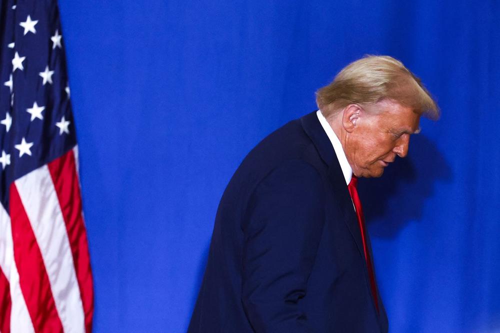 Trump says he 'didn't make any progress' with Putin following phone call